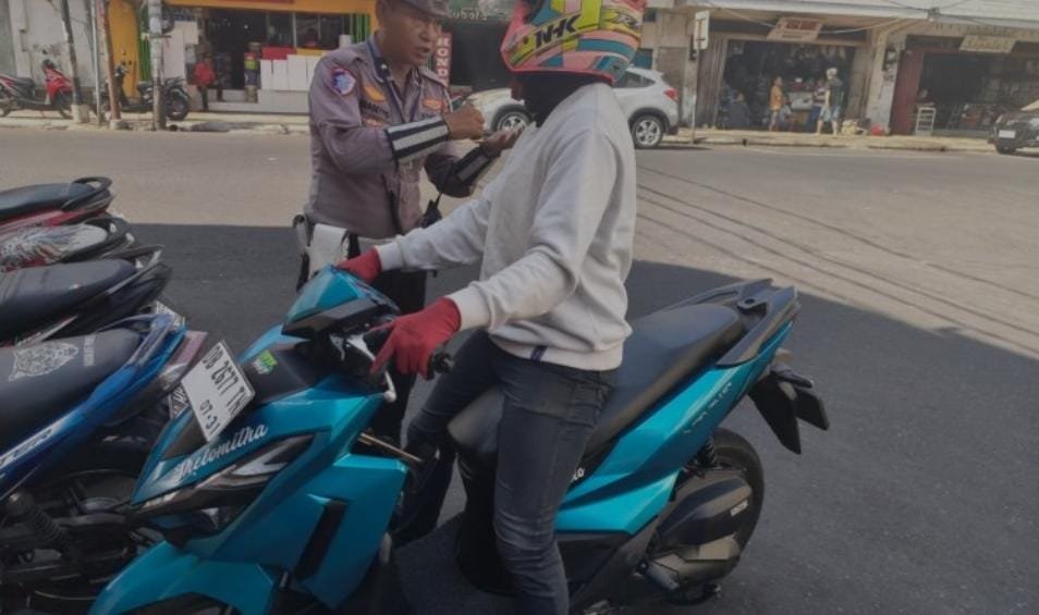 Polsek Wenang Tindak 19 Motor Berknalpot Brong, Pengendara Diminta Kembali ke Standar   